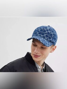 Coach Unisex Blue Signature Denim
Baseball Cap - Size O/S (One Size)